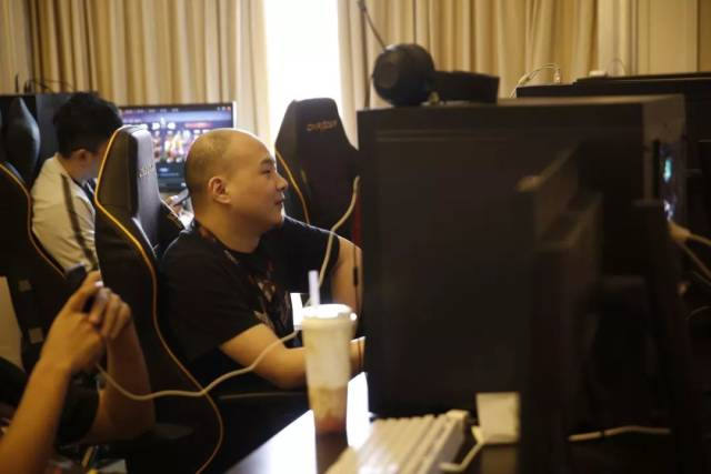 比单纯看单 比单纯看单